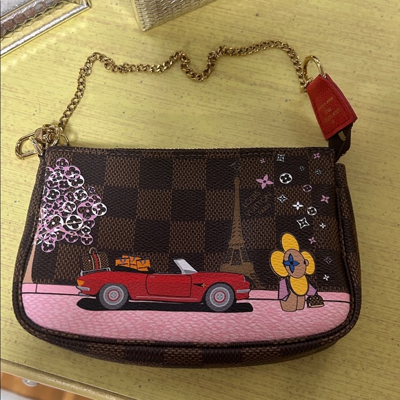 Authentic Rare, limited edition! Louis Vuitton mini pouchette - Picture 2 of 10